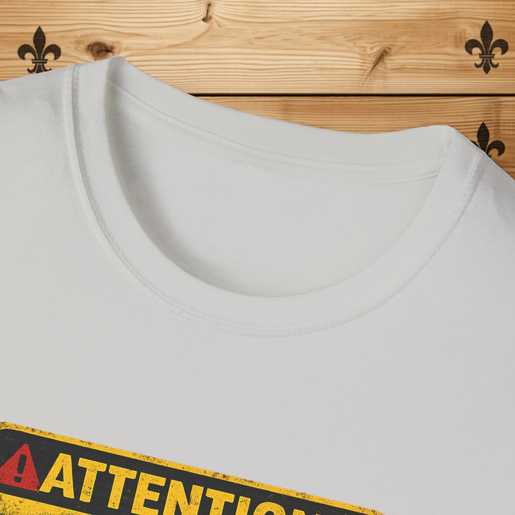 Attention Cougar en Rut - T-Shirt