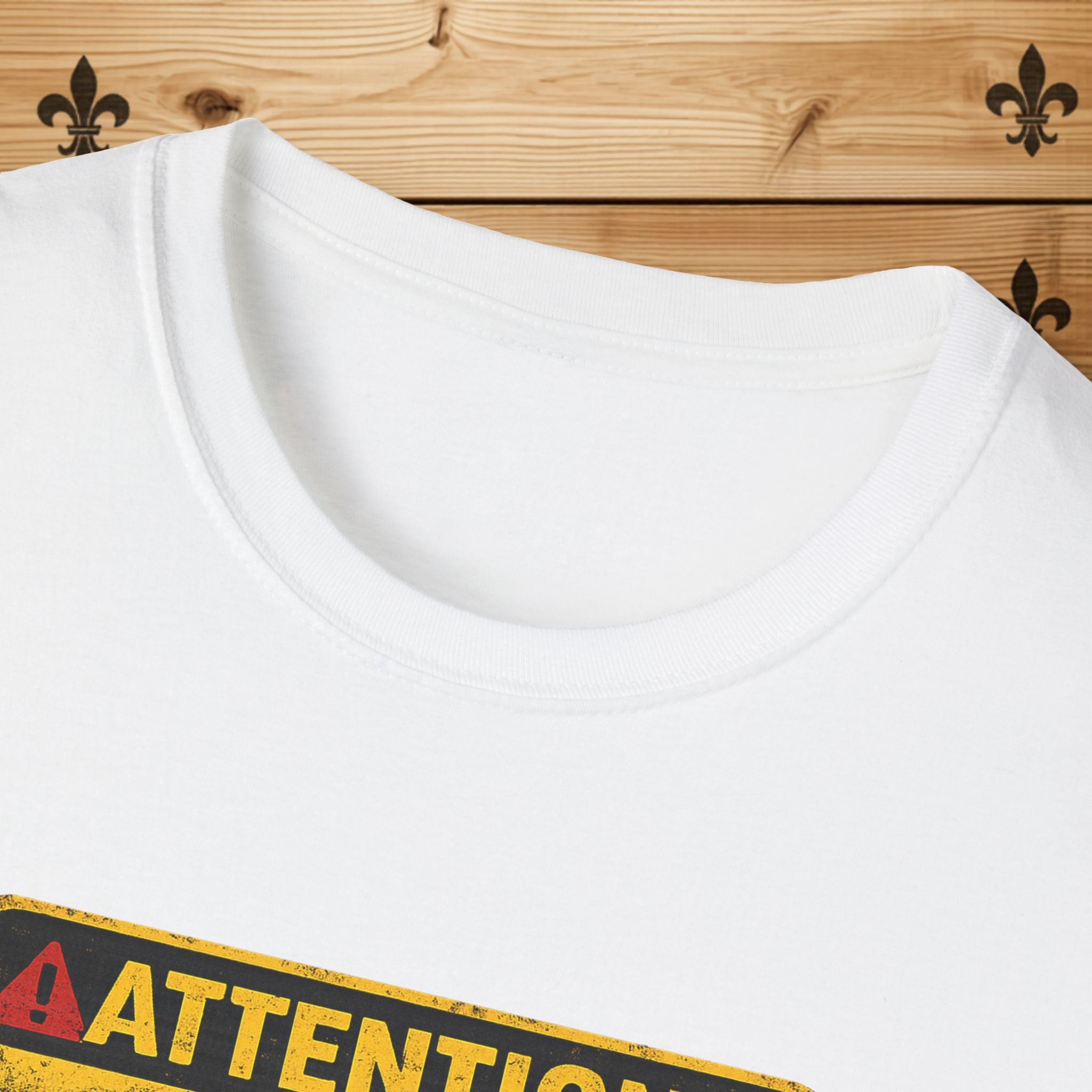 Attention Cougar en Rut - T-Shirt