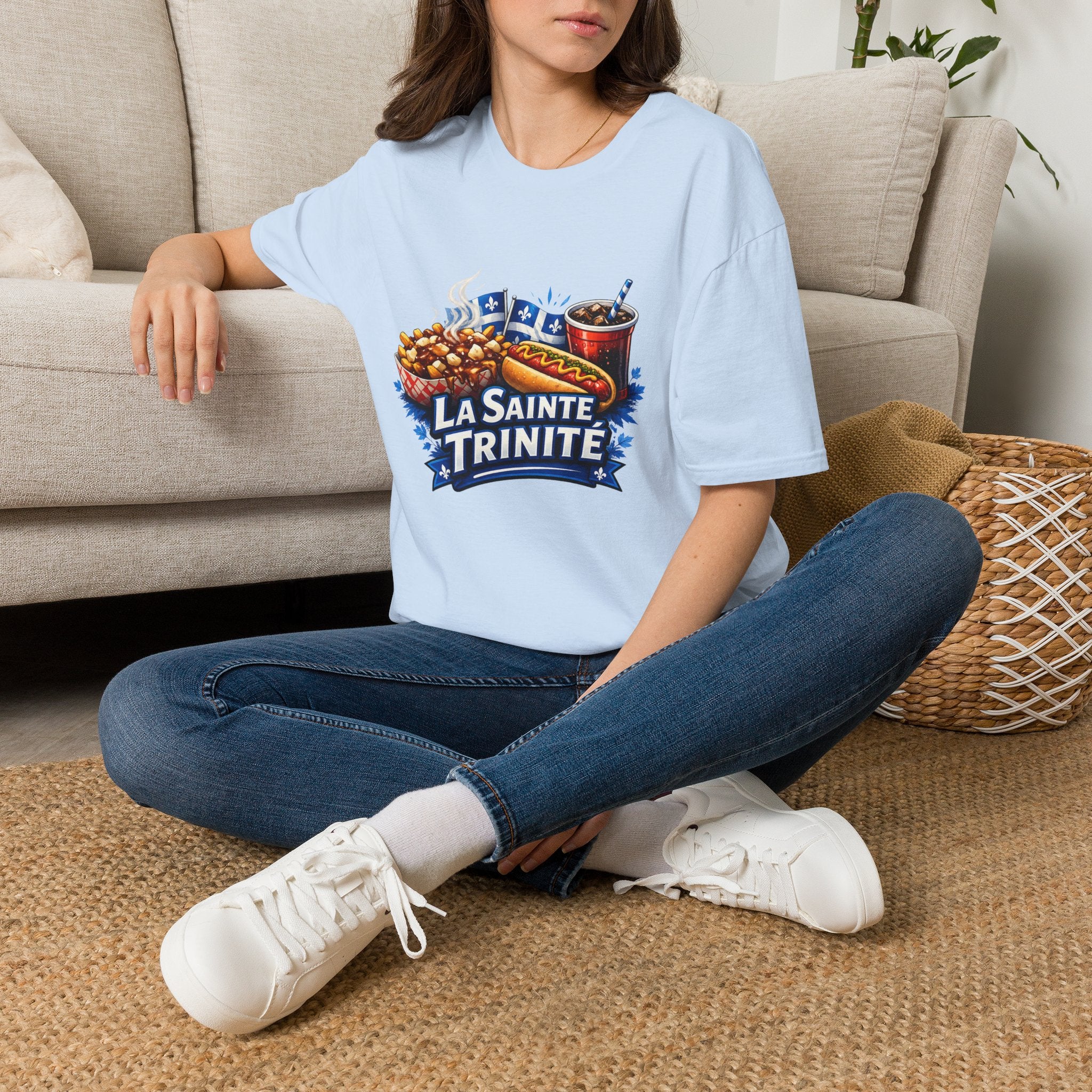 La Sainte Trinité – T-Shirt Québécois Poutine, Hot-Dog & Humour