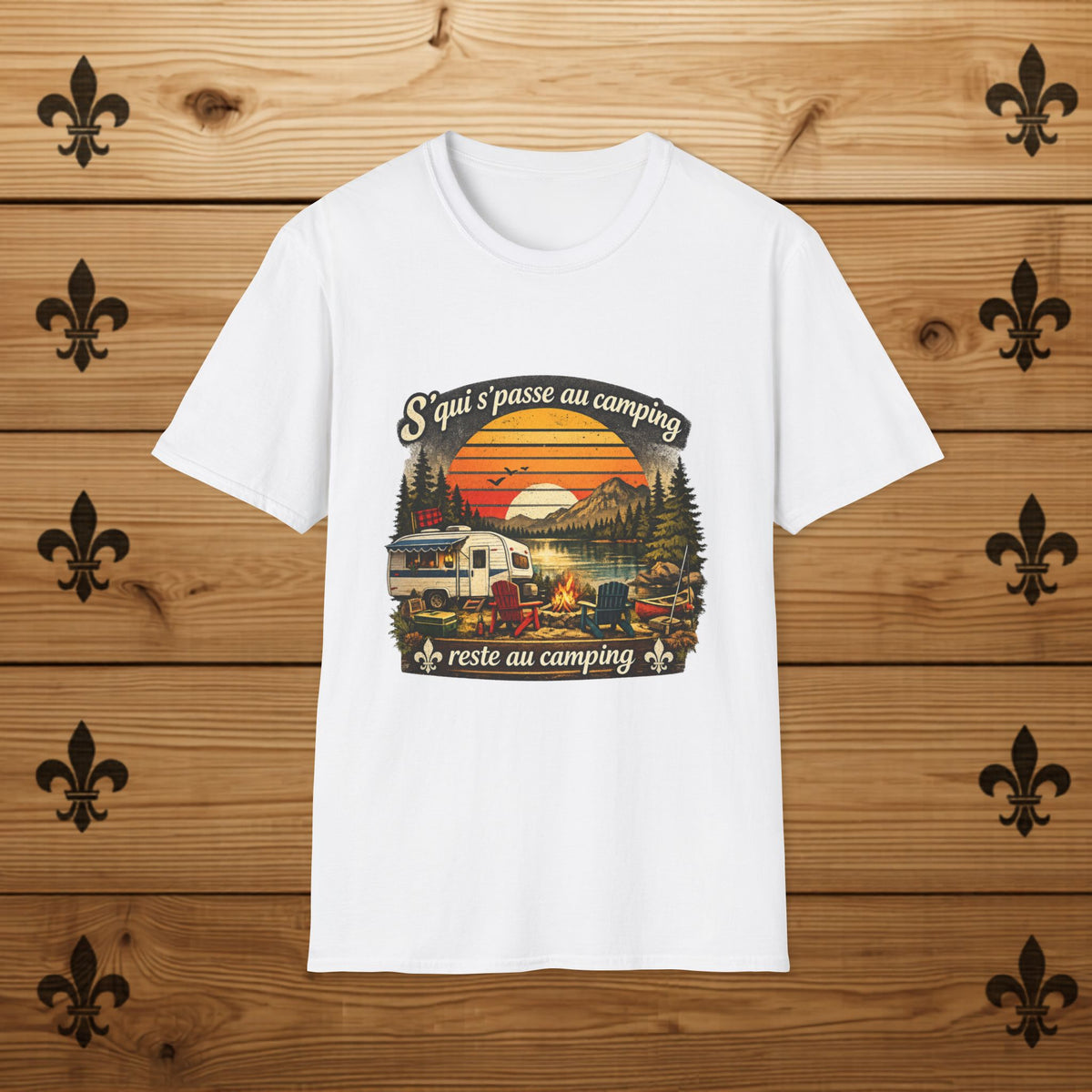 S'qui s'apsse au camping reste au camping - T-Shirt